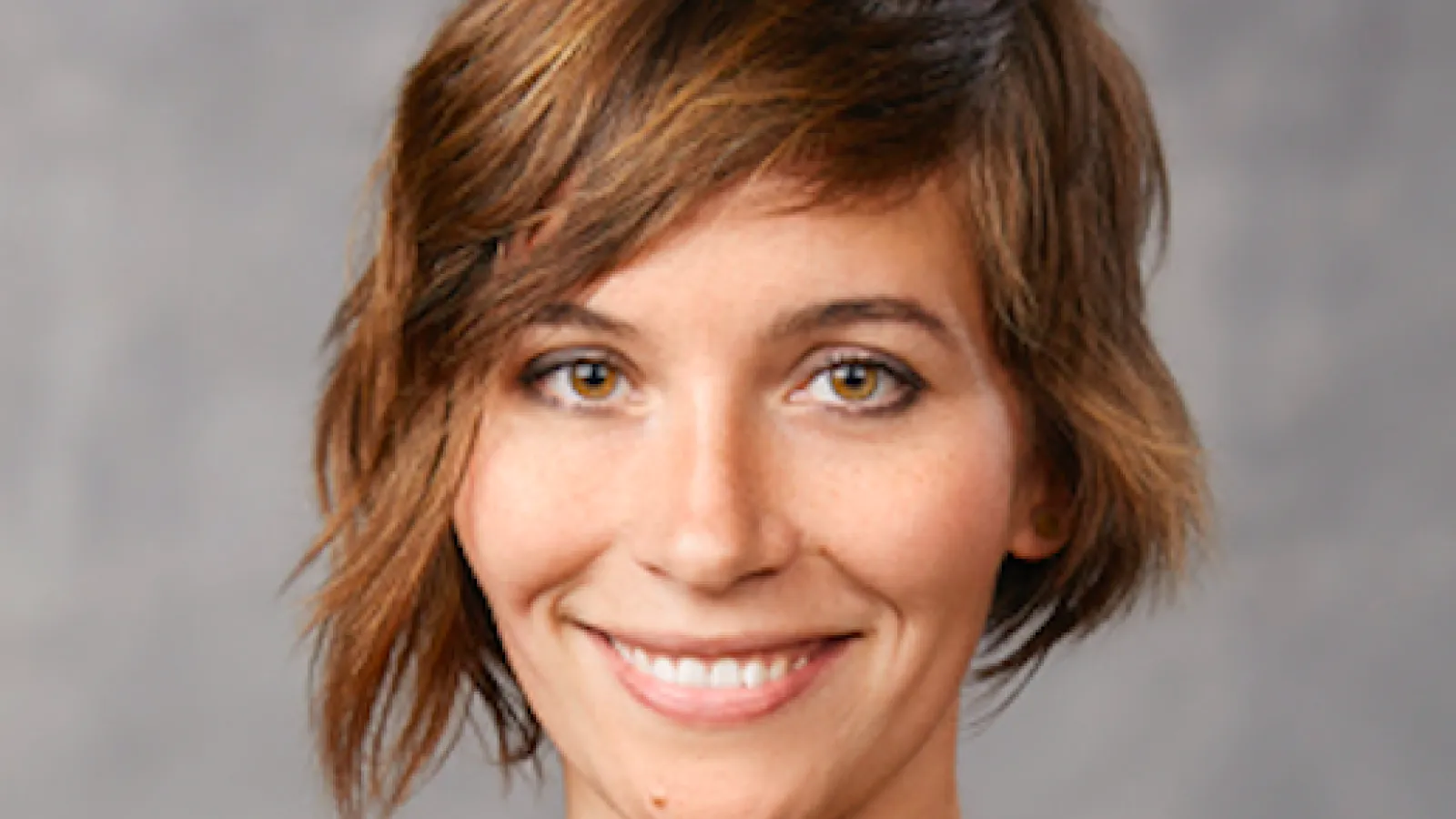Teresa Lynch Headshot